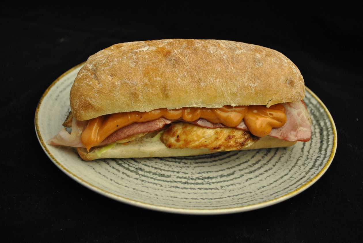Sandwich pui bacon