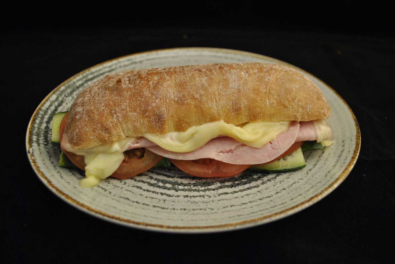 Sandwish Sunca si Mozzarella Meniu