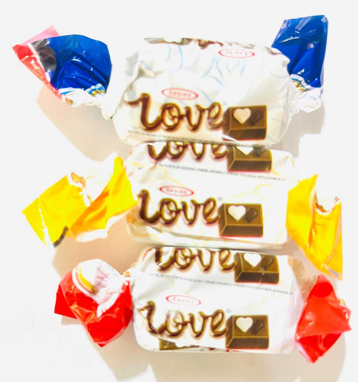 LOVE CHOCOLATE