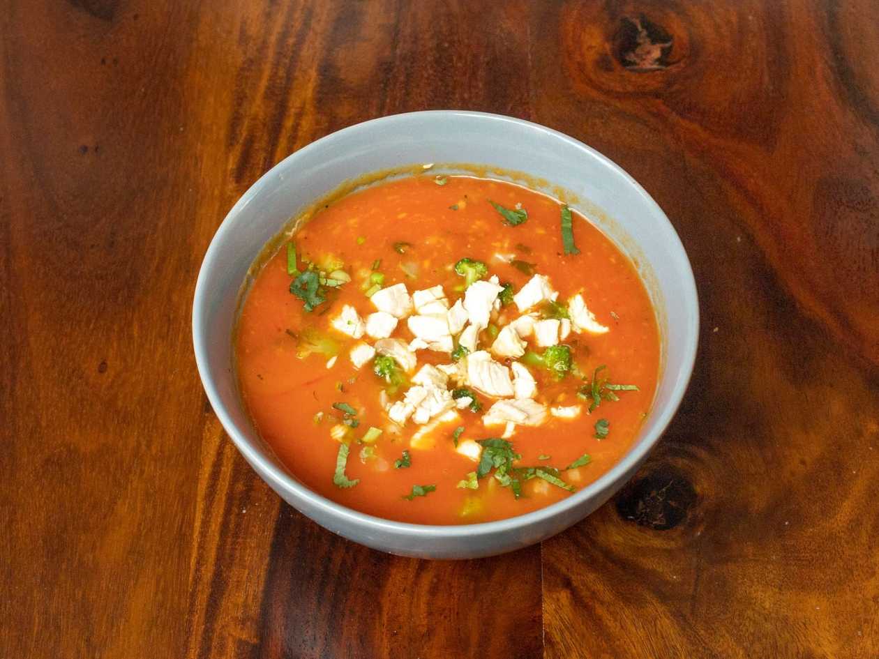 Hot 'n sour chicken soup