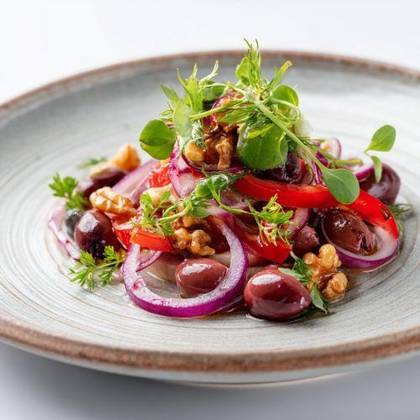 salata de masline picante cu nuci