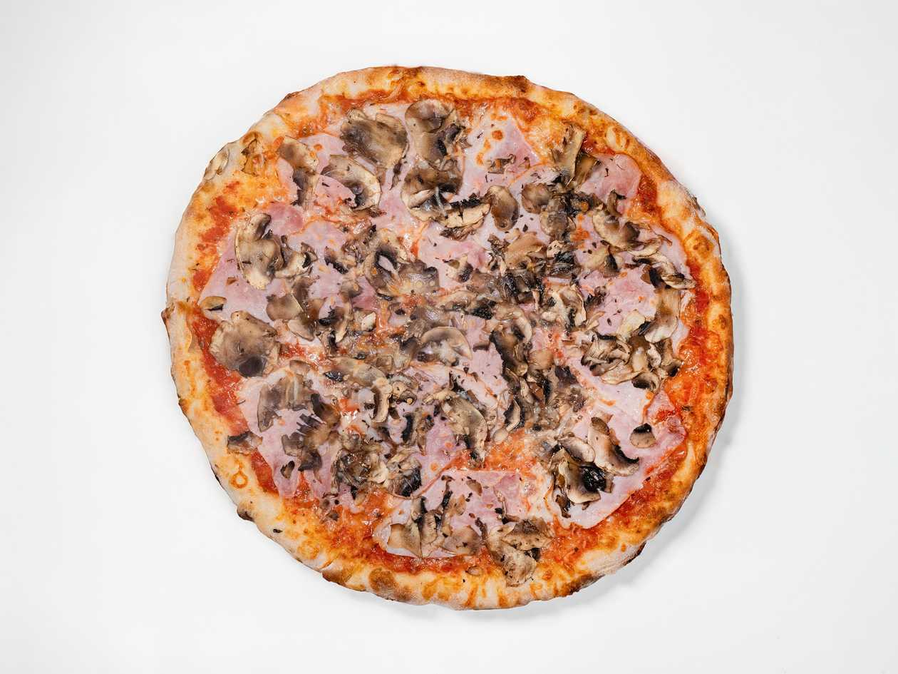 40. Pizza Capricciosa 30cm