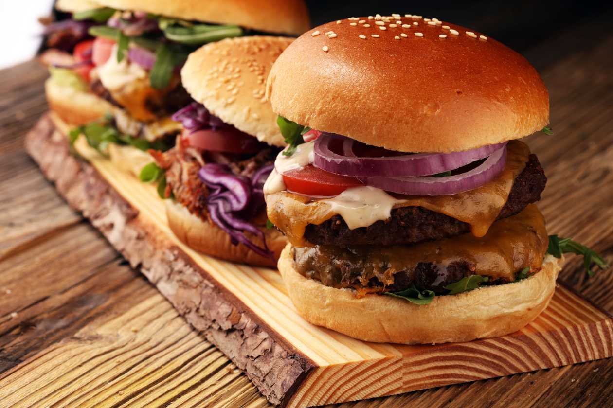 PhDr.Spicy Chipotle  menu s batátovými hranolkami