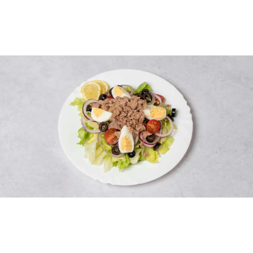 92. Tonno Salát
