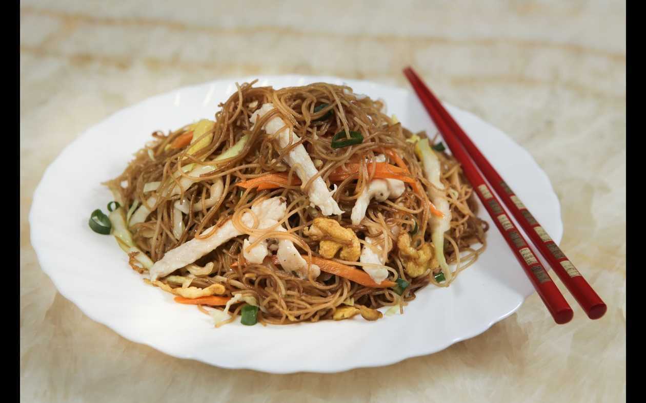 Rice Noodles with Chicken