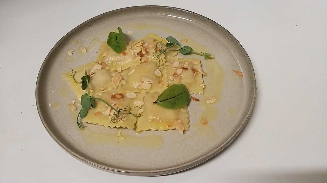 Ravioli z mascarpone i  łososiem