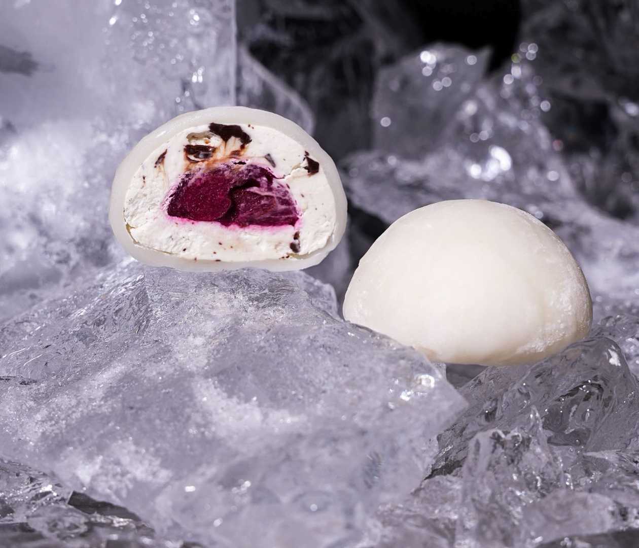 Mochi Cherry Stracciatella