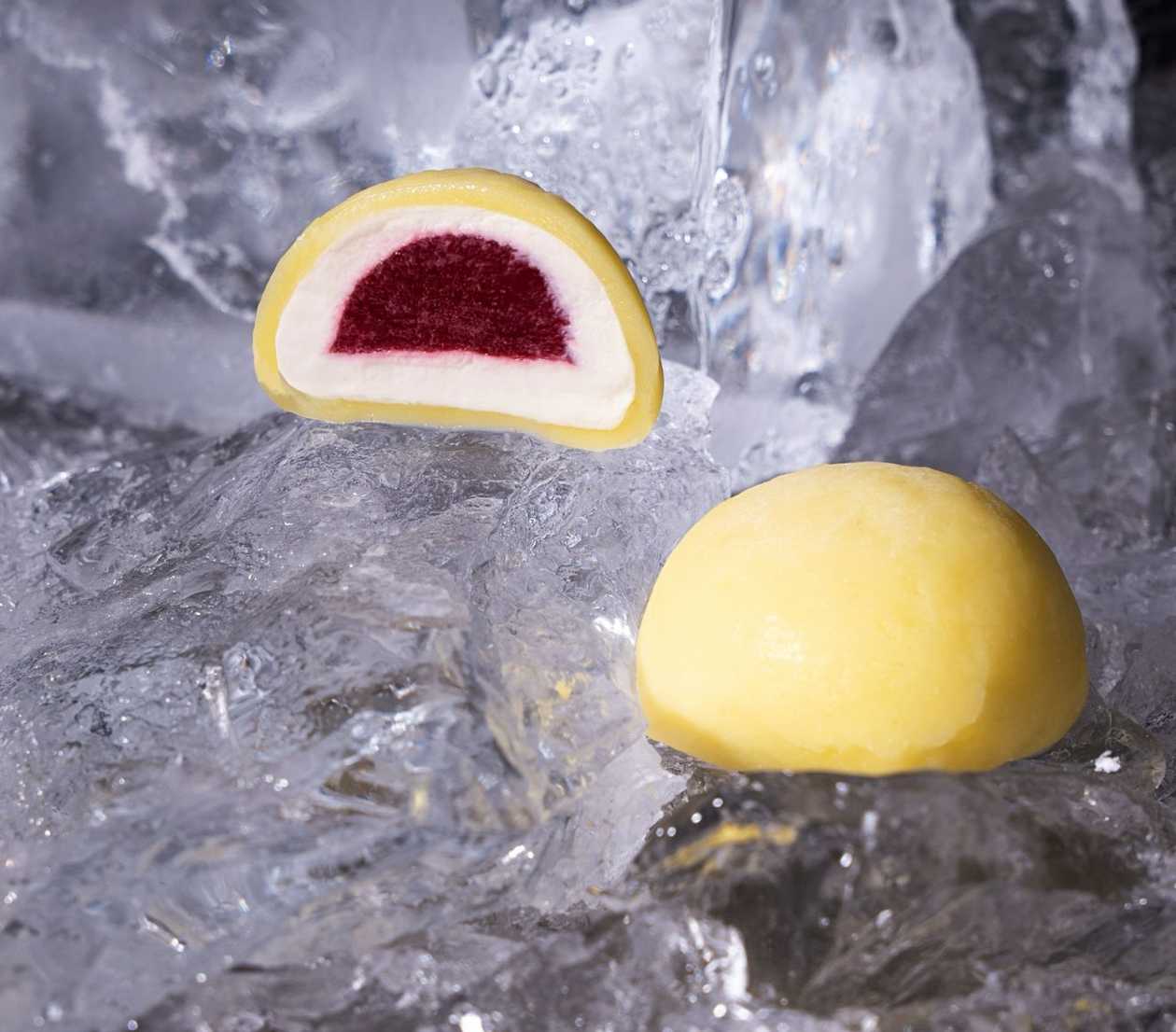 Mochi Banana-Strawberry
