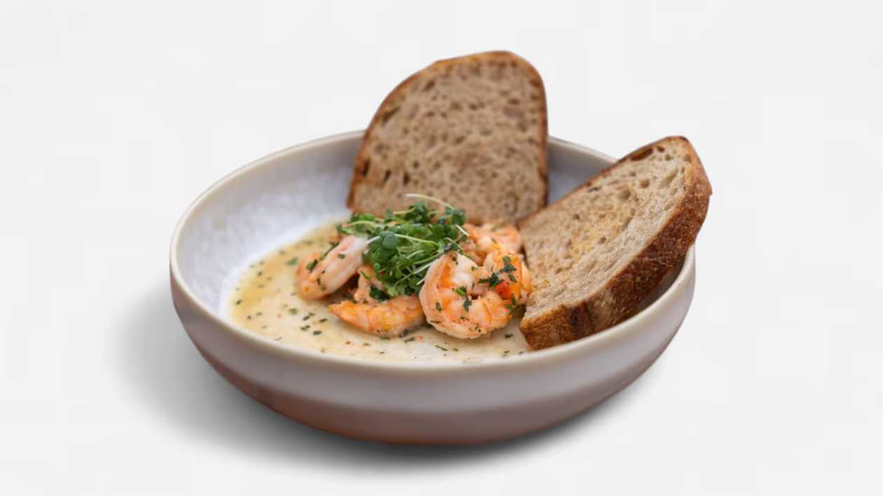 Piri-piri Shrimp, Herbs, Sourdough Bread