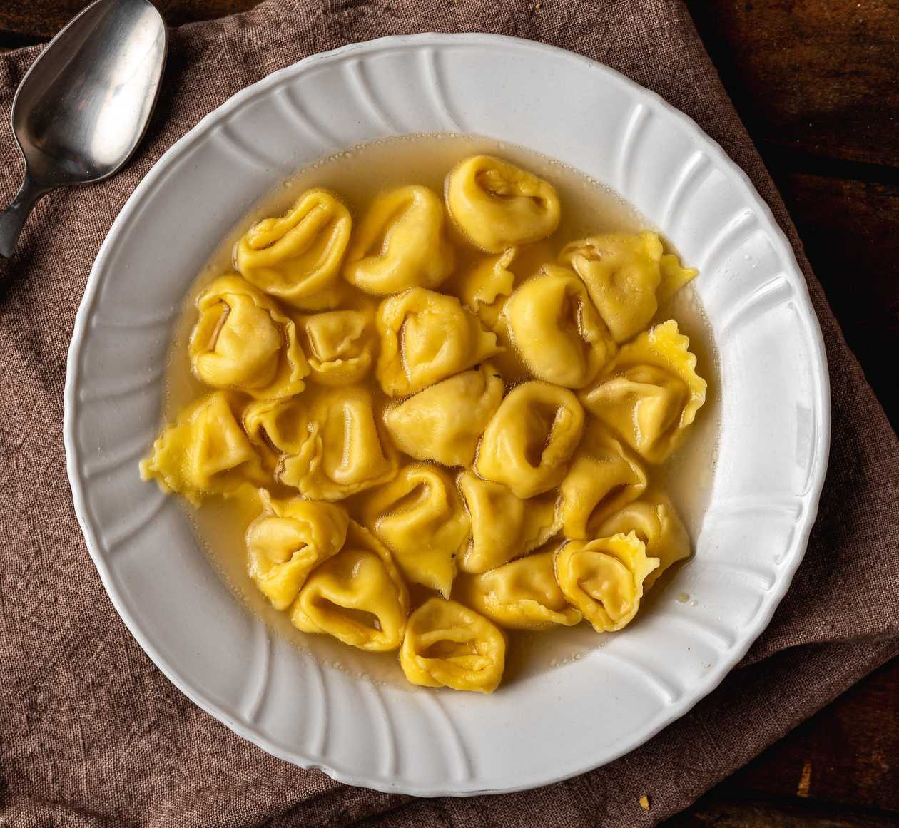Tortellini in brodo