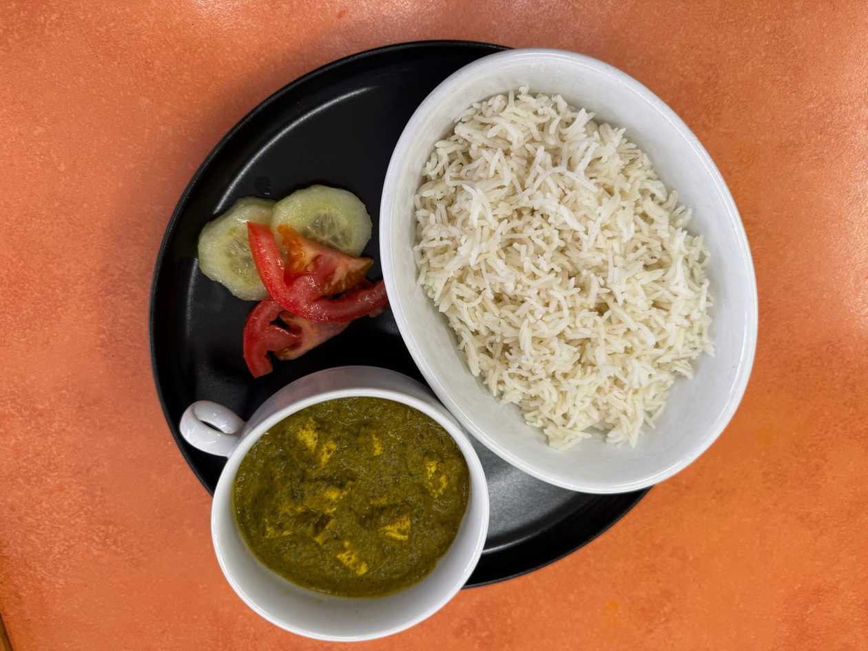 Palak Tofu (Vegan Palak Paneer) with Rice