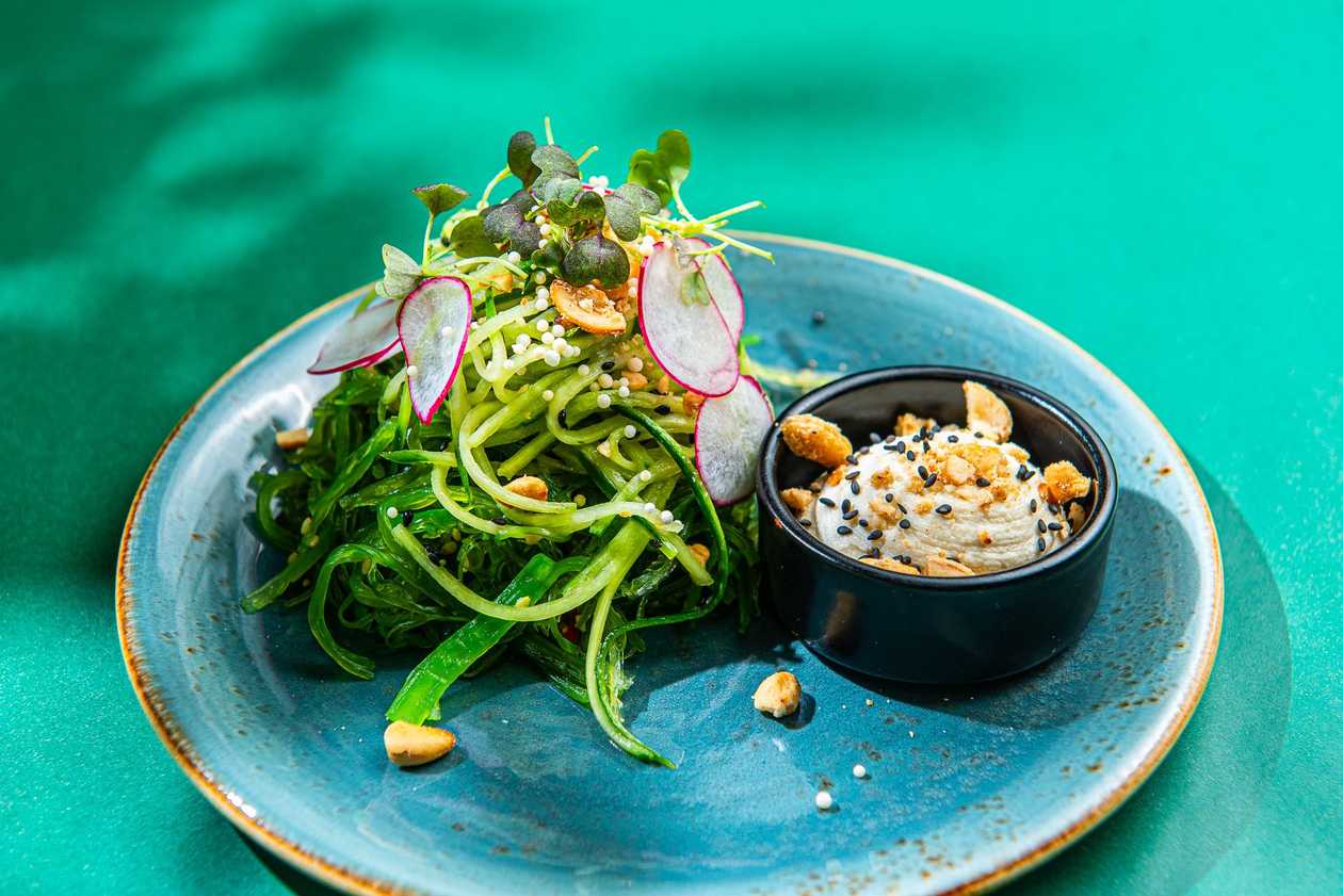 Салат вакамэ