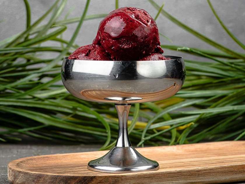 М'яке RAW & VEGAN морозиво "Чорниця-Смородина"
