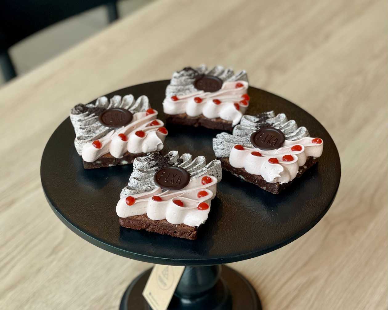 Oreo + zemeņu braunijs