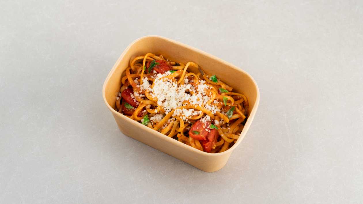 KIDS PASTA WITH TOMATO SAUCE