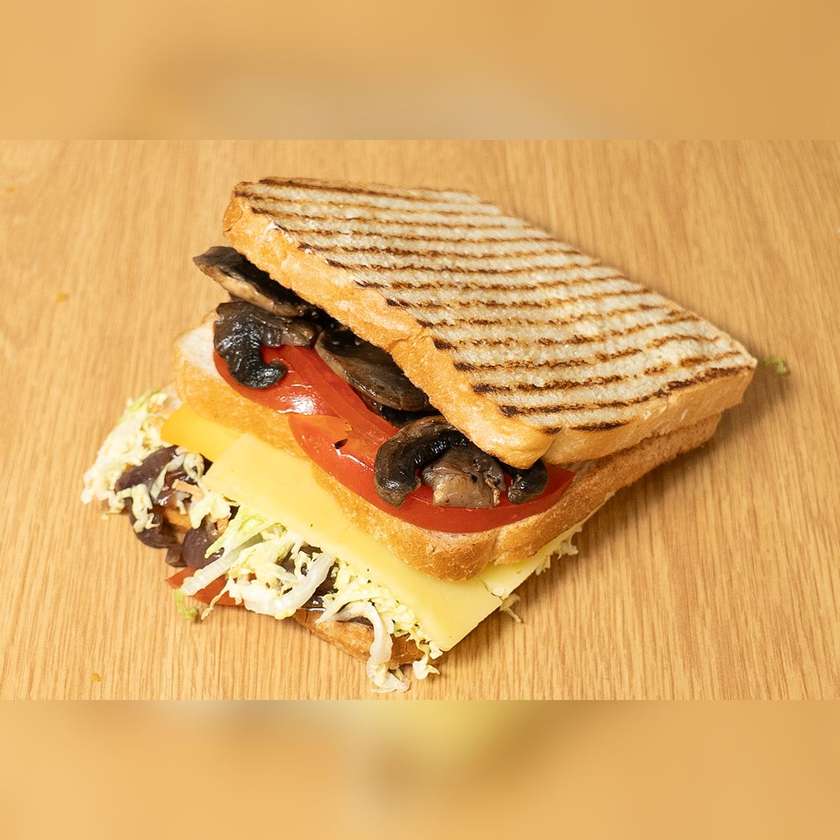 Tomatoes, Mushroom & Cheese