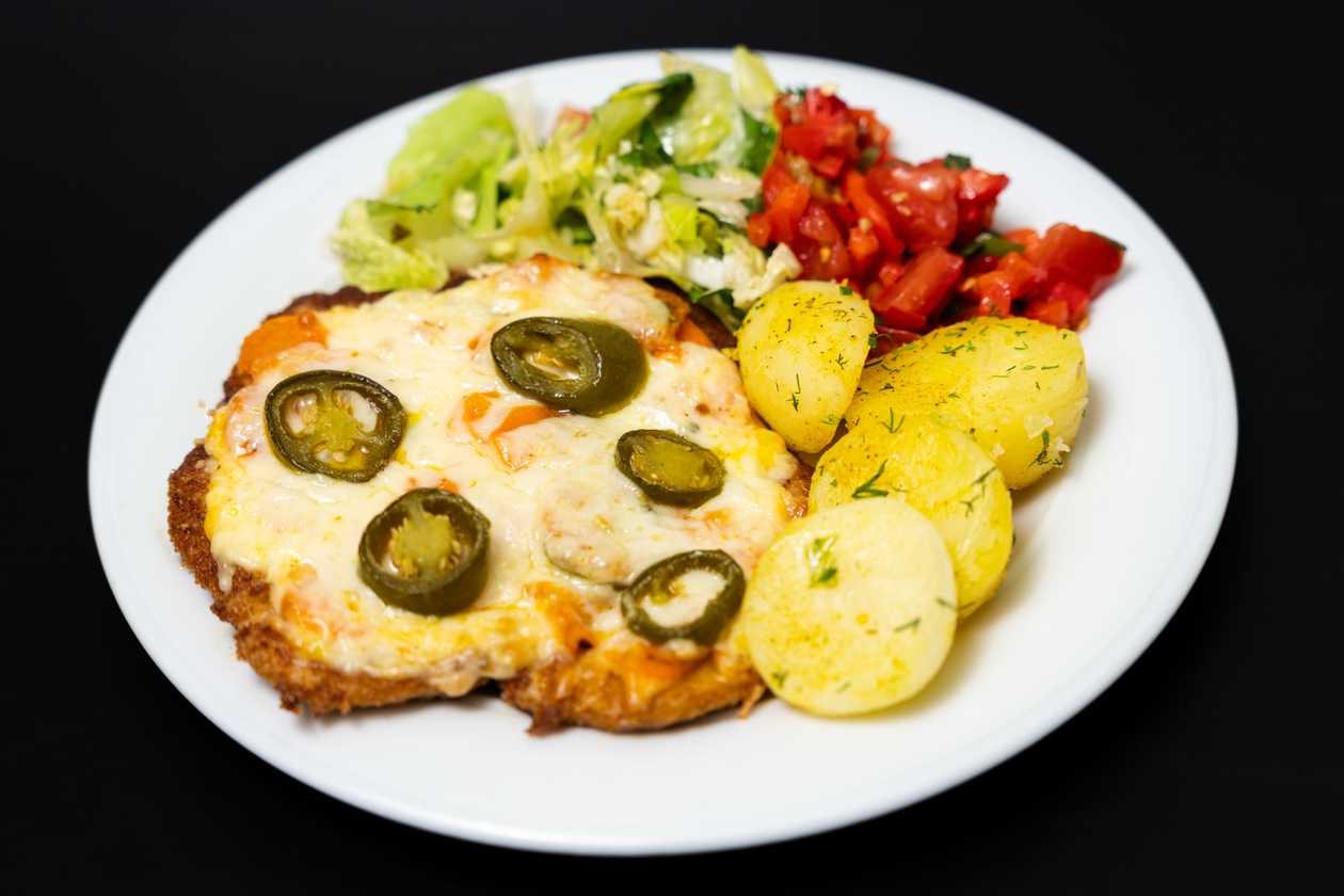 Pork Loin Baked with Vegetables and Jalapeño Peppers (Spicy)