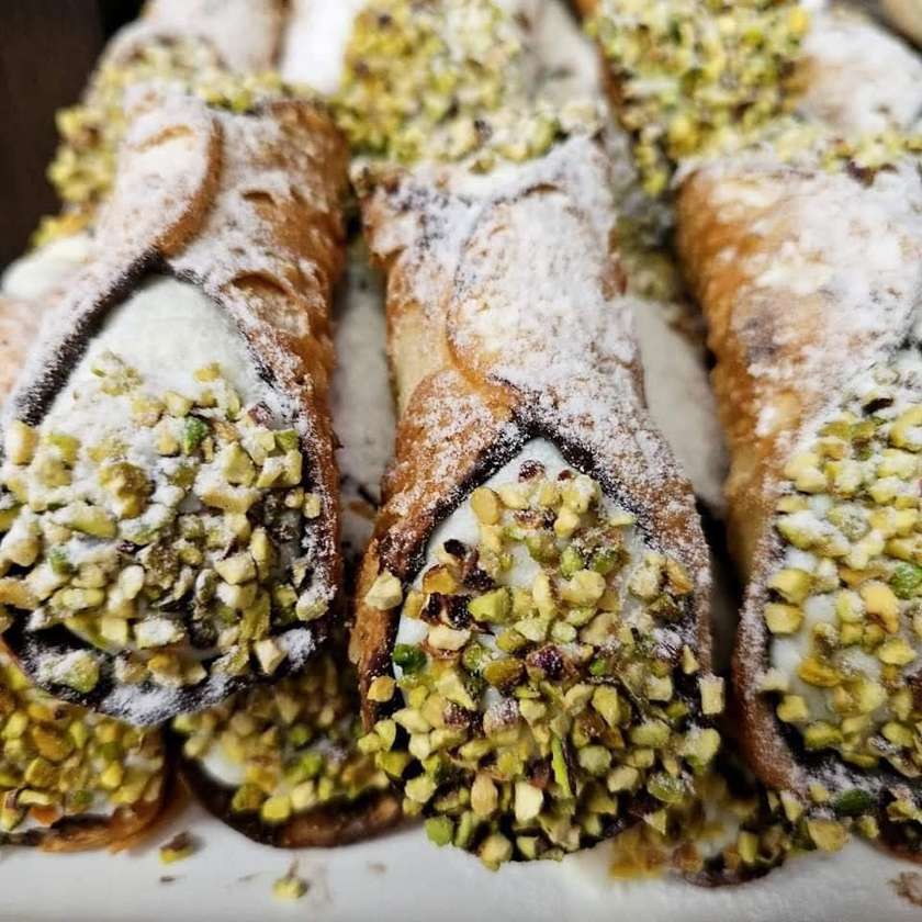 Large Cannoli