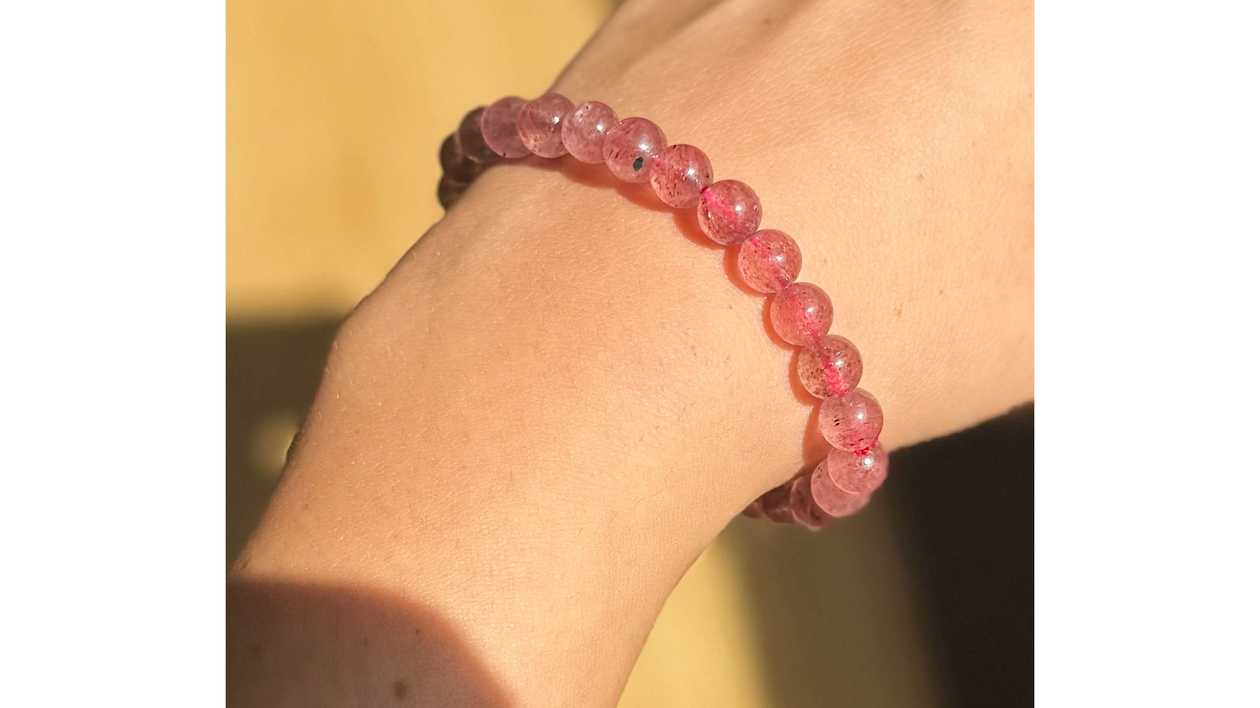 Roselight Strawberry Quartz Bracelet✨🌺