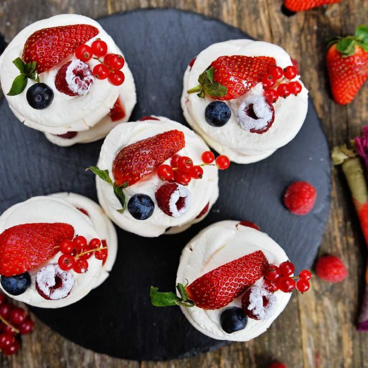 Pavlova Box