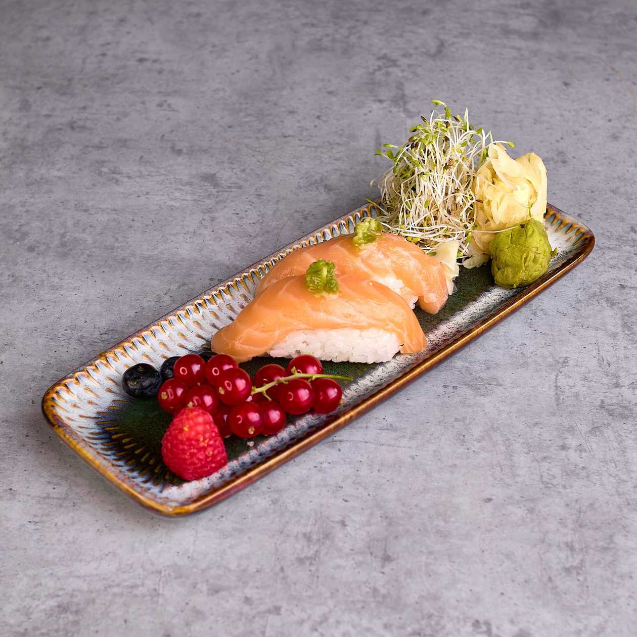 Nigiri z łososiem