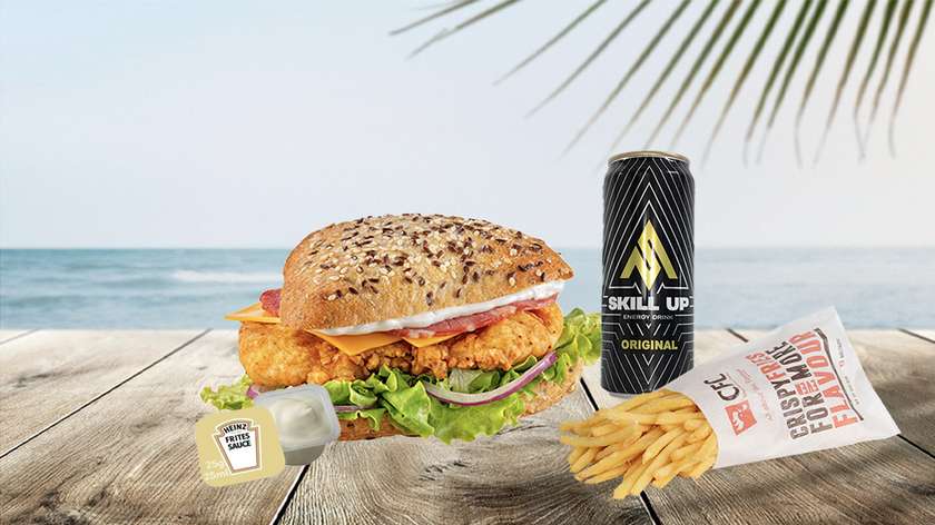 Roadhouse Crispy Chicken Burger Meal