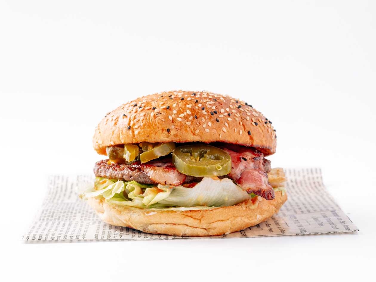Jalapeňos bacon burger