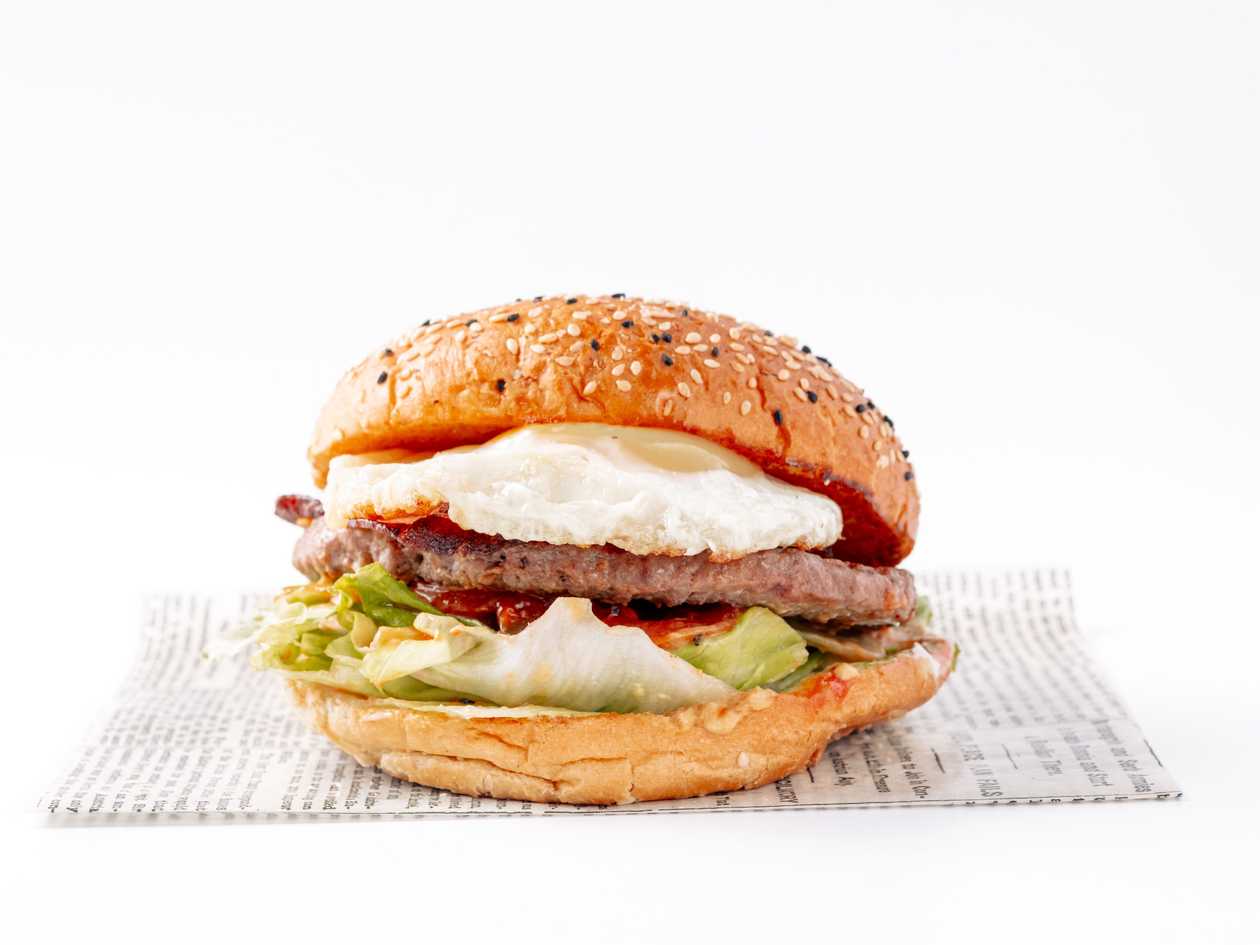 Egg bacon burger