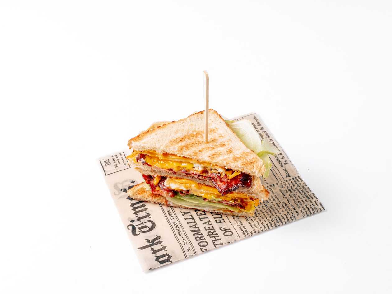 Bacon, egg & cheese sandwich