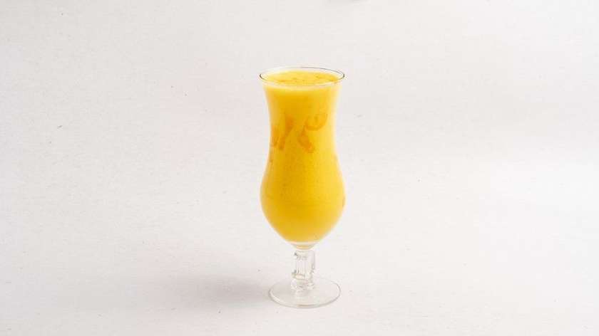 Mango lassi