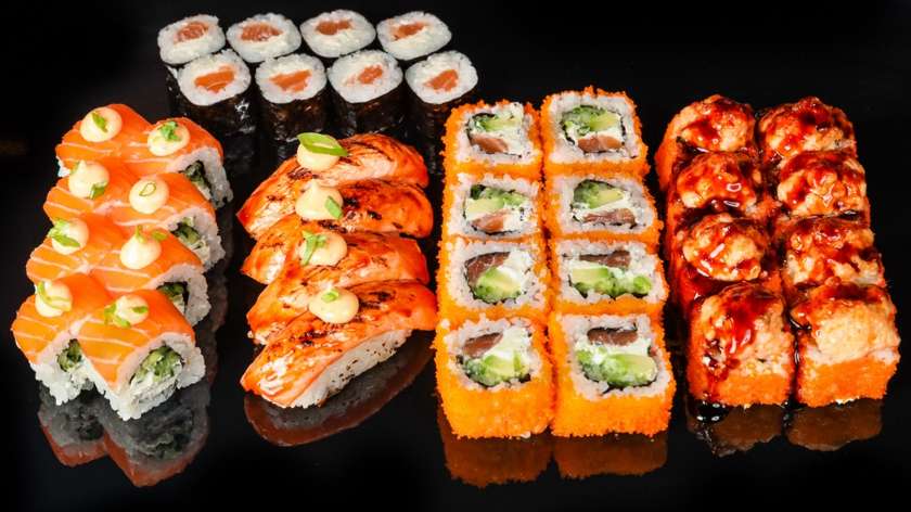 372 Salmon Combo