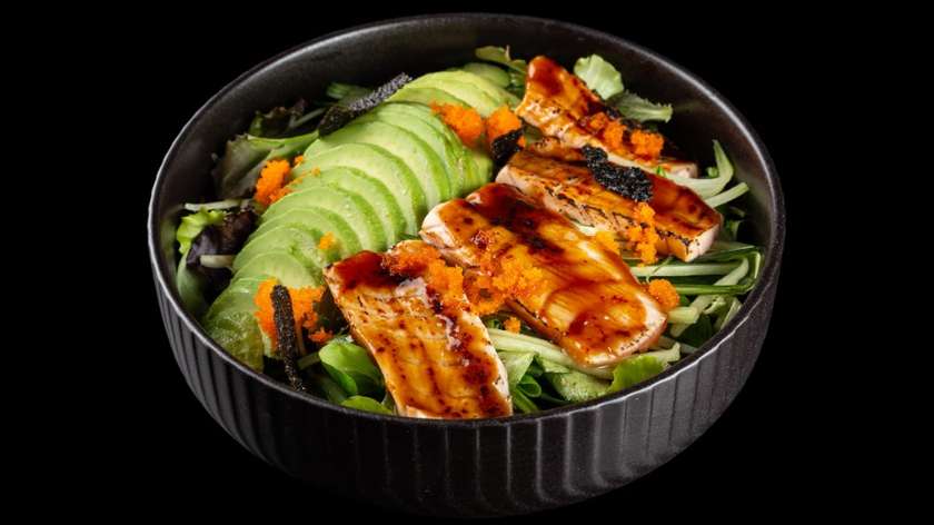 Tataki salmon salad