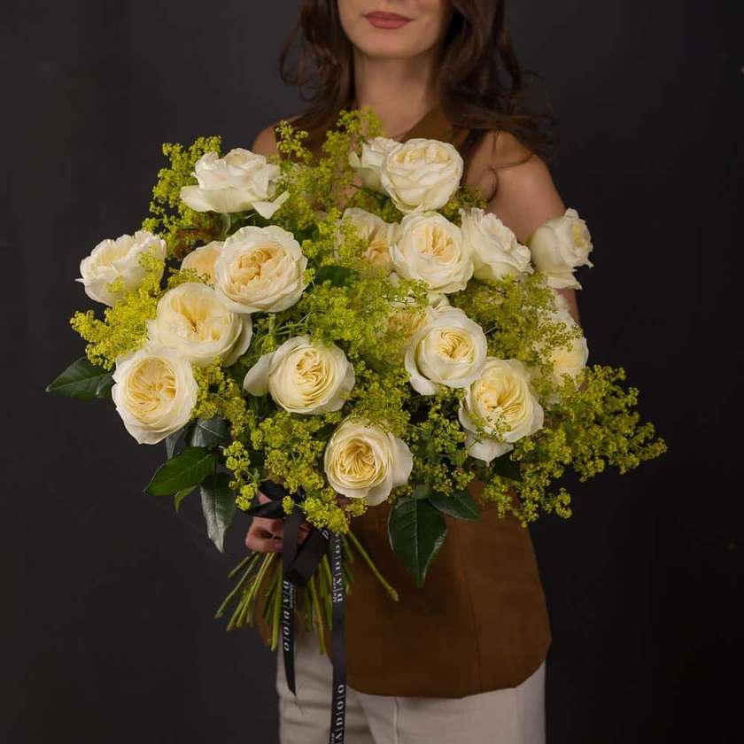 Scented White Rose Bouquet