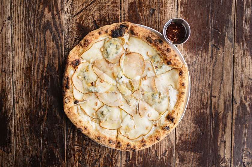 Pear, gorgonzola