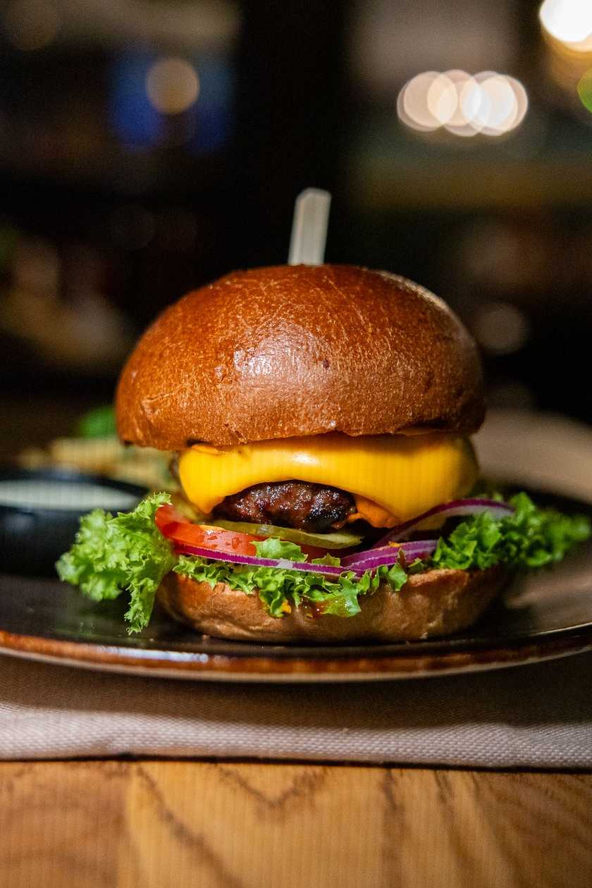 Chef's cheeseburger combo