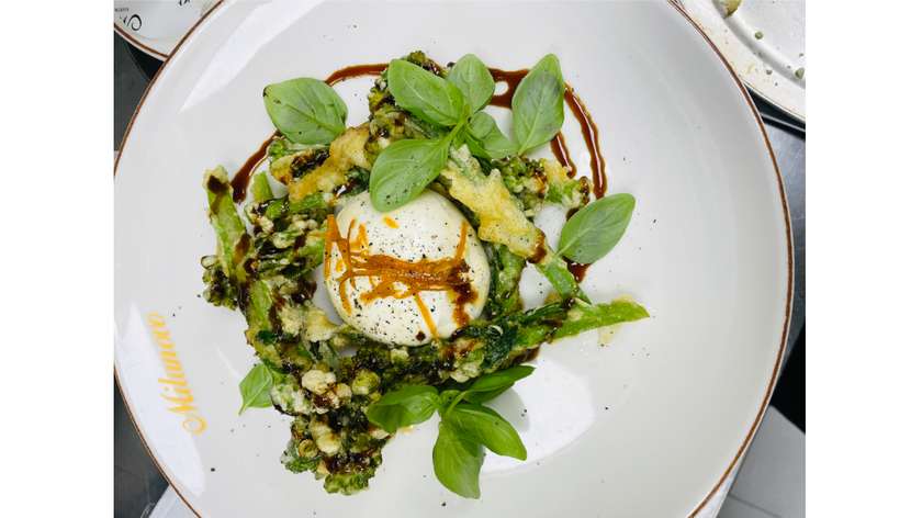 BURRATA CON MINI BROCCOLI