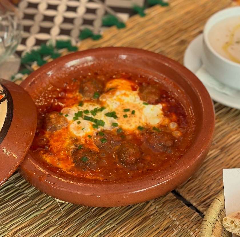 Tagine Kefta (Meatballs) w/ eggs