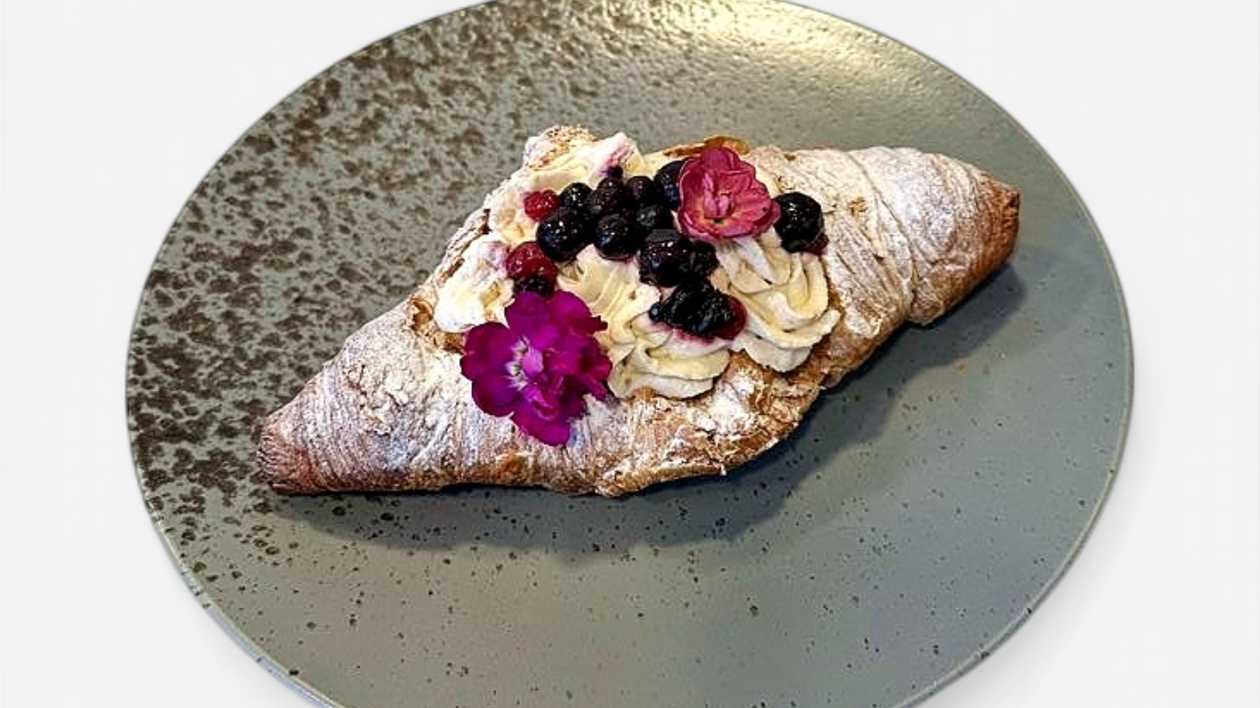 Cheese Cake Croissant