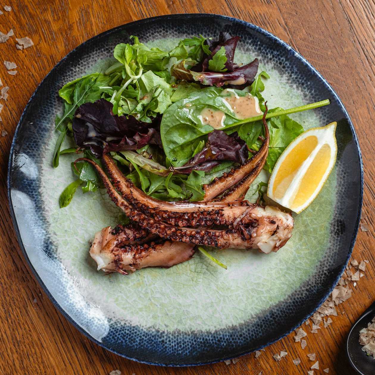 Caracatita la gratar