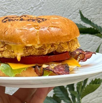 Supreme Chicken Burger