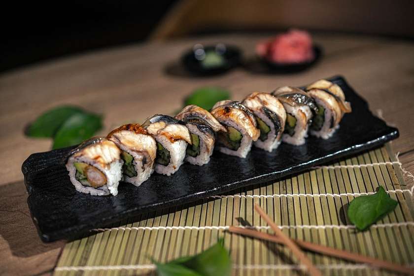UNAGI ROLL