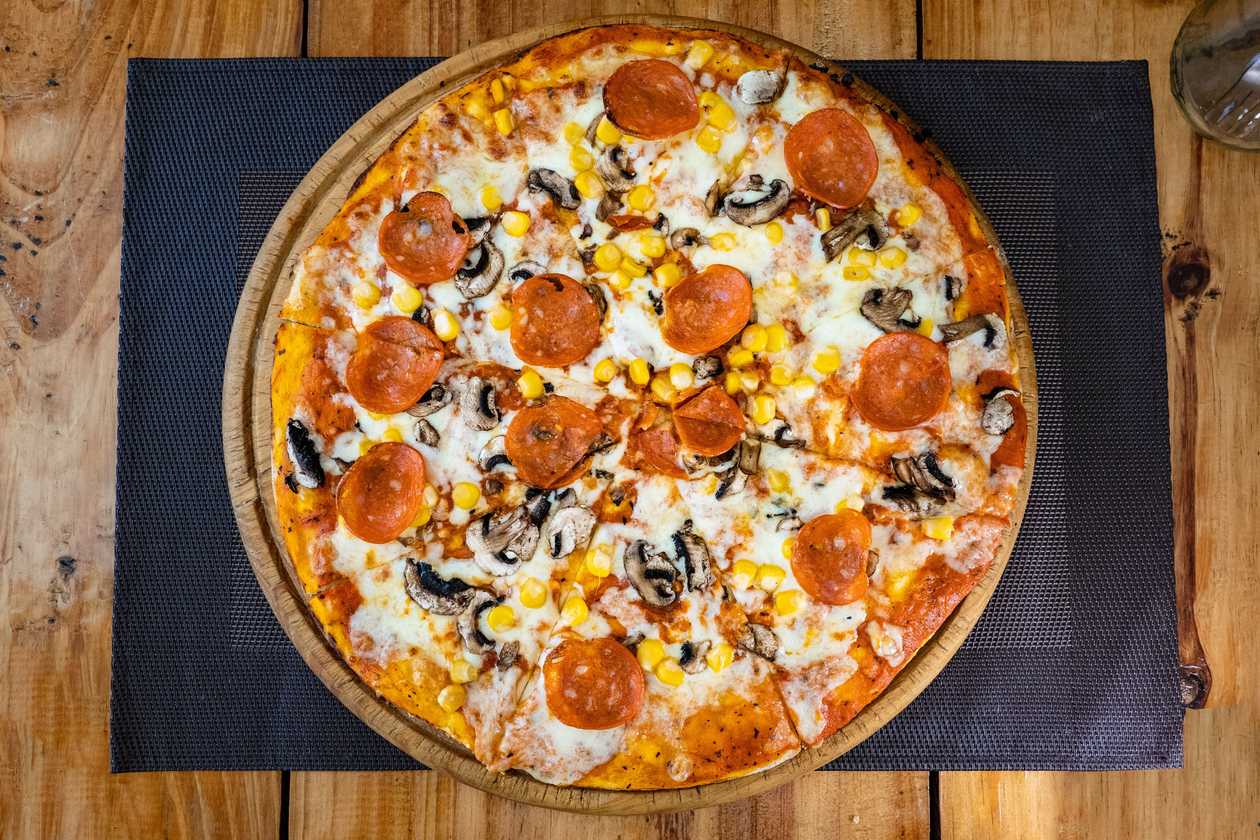 Šampiónová pizza