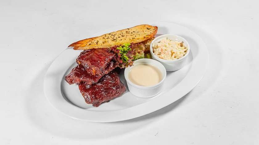 Pečená vepřová žebra na černém pivu 500g