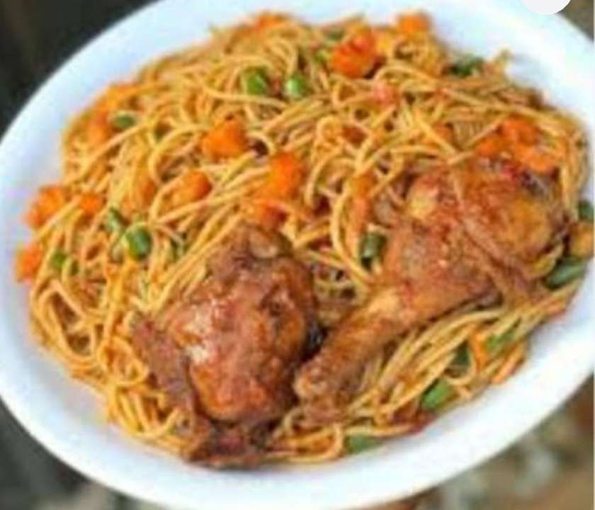 Jollof Spaghetti + Chicken