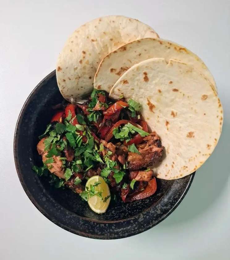 FAJITAS KURCZAK.