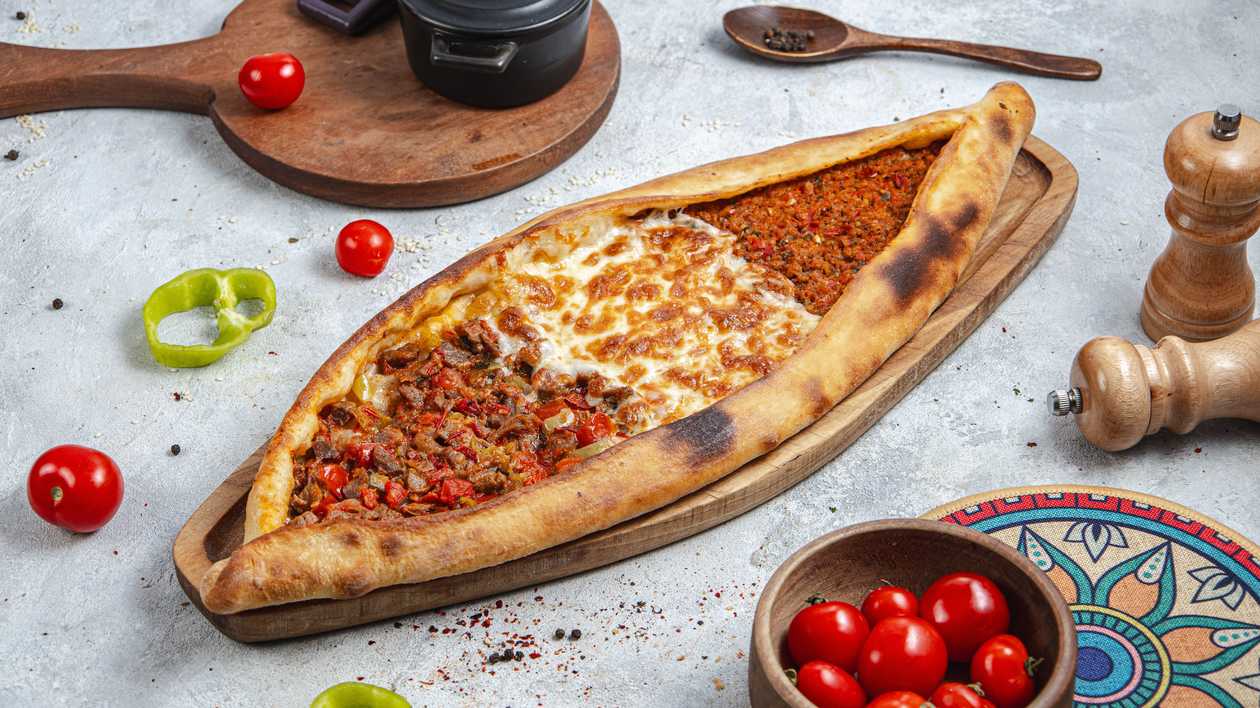 Mixed Pide