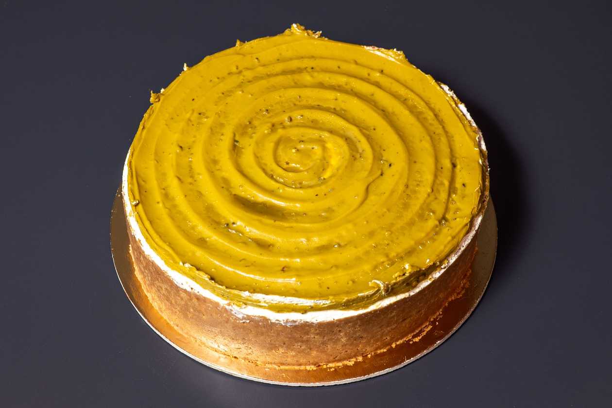 Pistachio Tiramisu Cake