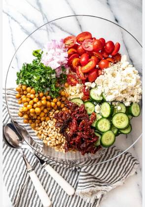 (V) SUN DRIED TOMATO SALAD