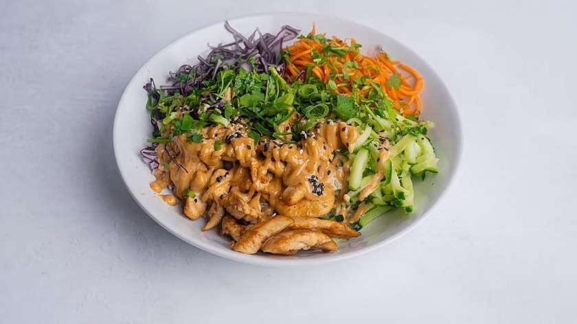 Kurací rice bowl