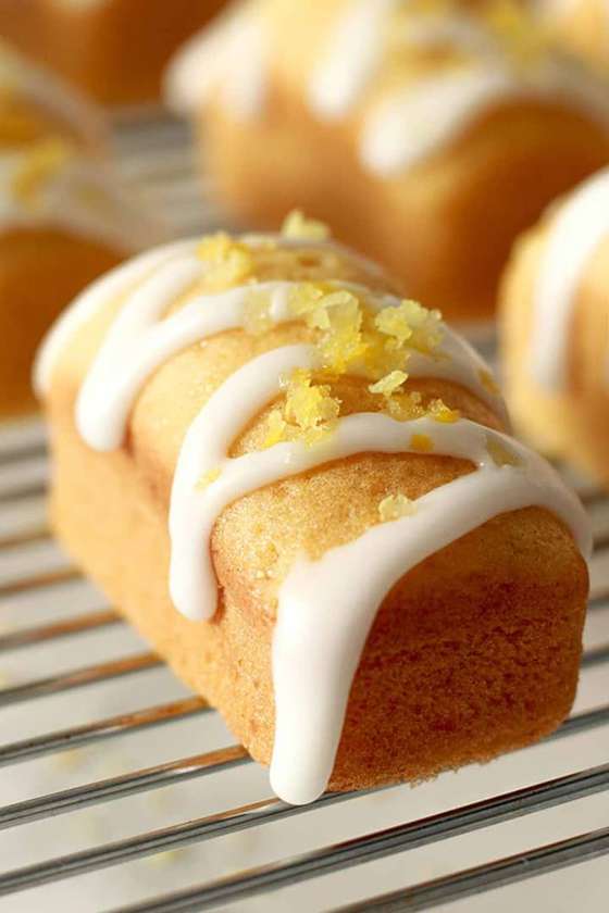 Banana cake